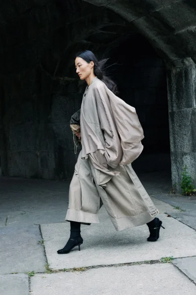 Look 19